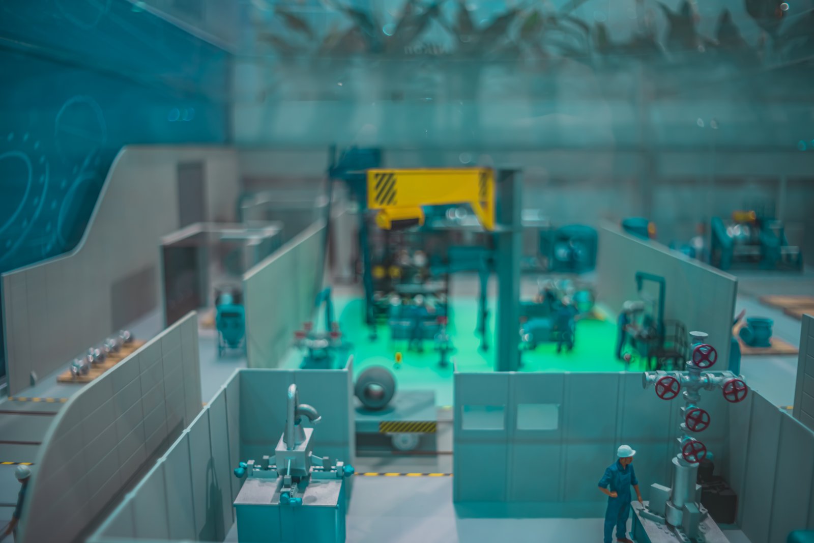 A detailed 3D factory model representing a digital twin used in manufacturing A detailed 3D factory model representing a digital twin used in manufacturing